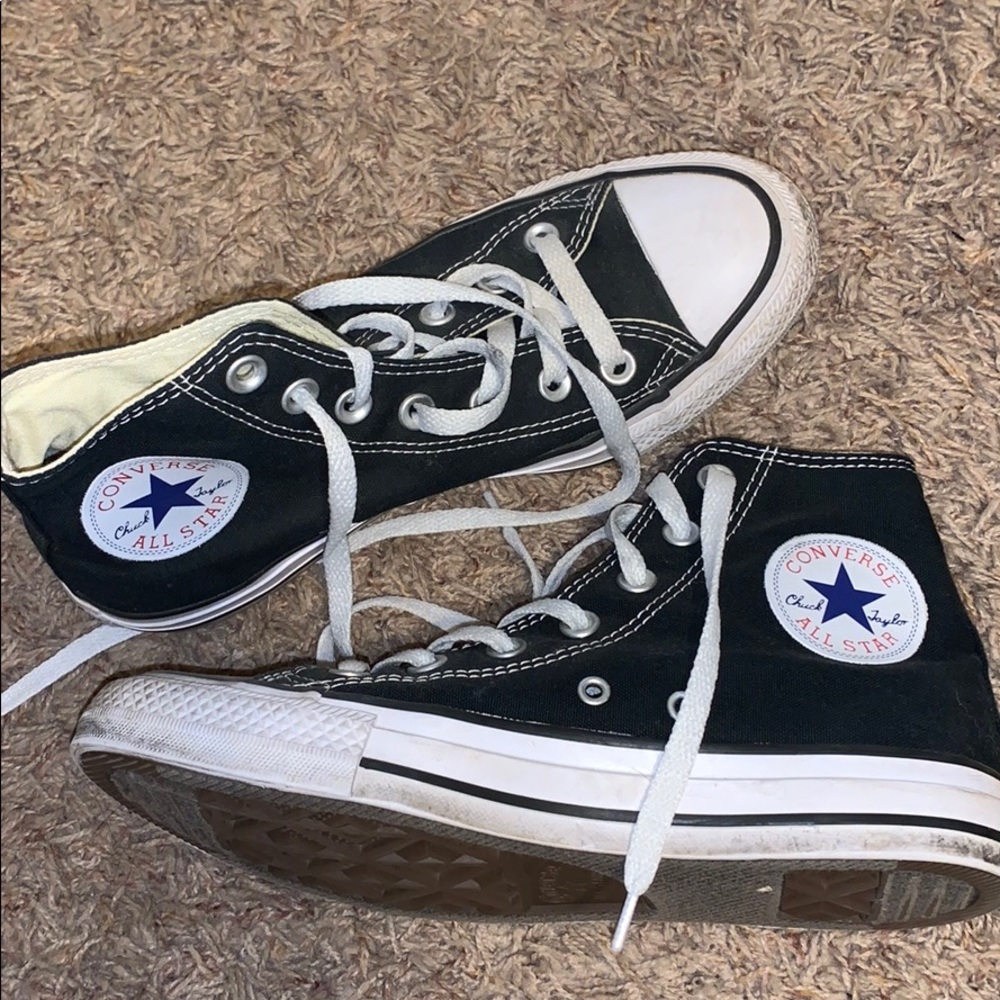 Black high top converse
